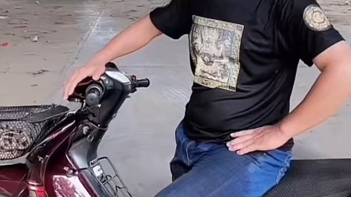 Tiền xăng còn hơn cả 5 hào này