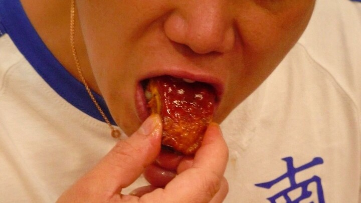 Crispy and juicy! Crispy on the outside, tender on the inside—rich but not greasy! The secret to cri