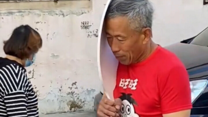 Các ông già hết đường lui rồi. Sau 60 tuổi, thời trang trẻ trung là lối thoát duy nhất cho đàn ông.