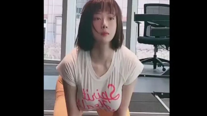 Aku akan mengambil "waduh" darimu dalam 5 detik!!!