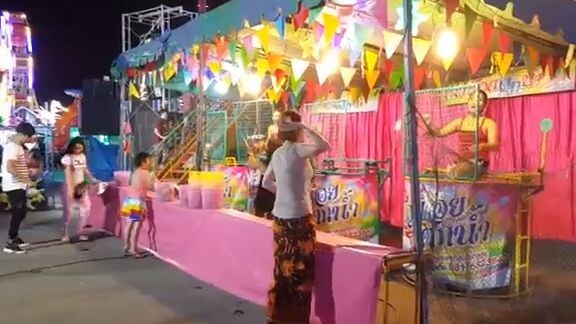 ป๋ารัก Vlog 04 ตะลุยสาวน้อยตกน้ำ (Girls & water Thailand)