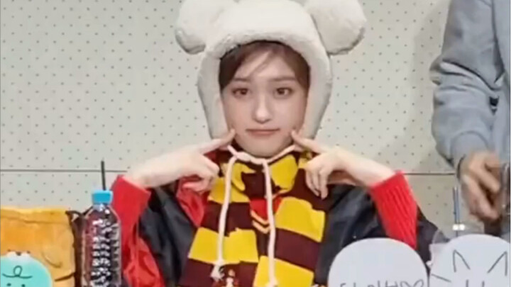 【IVE】staf lagi menghibur anak kecil, ya kan? Ya kan? Ya kan!