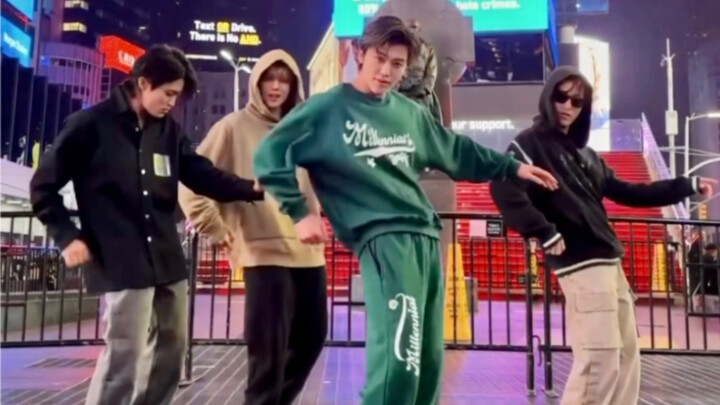 Thử thách nhảy GOATED của Lý Mã Khắc × Hoàng Nhân Tuấn × La Tại Dân × Phác Chí Thành