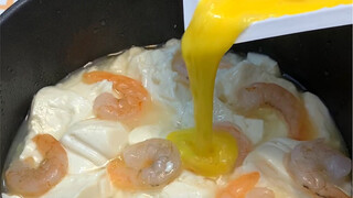实习生下班挑战十元快速吃上饭！豆腐虾仁抱蛋