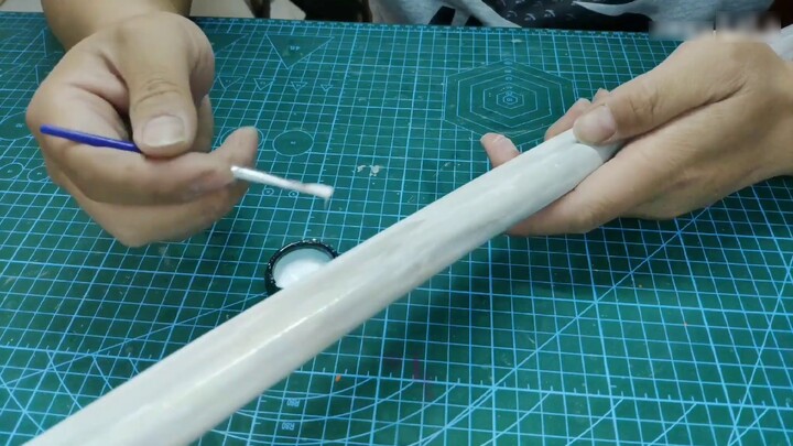 [ Demon Slayer / Tanjiro] Turn Tanjiro's Nichirin Sword red. This is the color-changing sword.