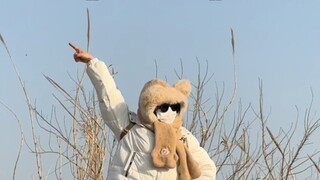 Let’s go~ I’ll take you to see the cherry blossoms 🌸Is everyone who has heard this song married?