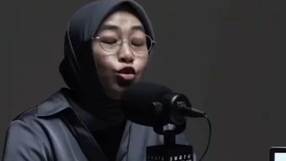 Terkadang perubahan besar dimulai dari hal sederhana: cara kita berbicara dan berpikir.