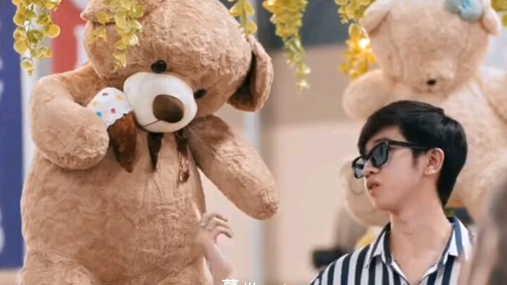 Yung seryoso ka sa laro tinatawanan kalng ng katabi mo ,na inis tuloy si keifer