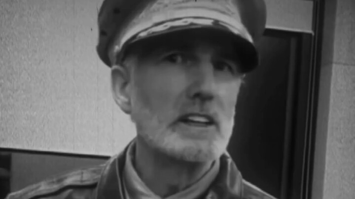 Regarding the recent incident in which a middle-aged woman in a Sichuan shopping mall scolded a cosp