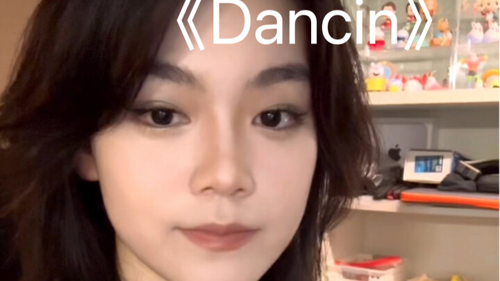 唱歌像便秘