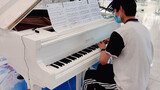 [Music]A boy's piano playing of <Xi>(Chinese Wedding) on the street