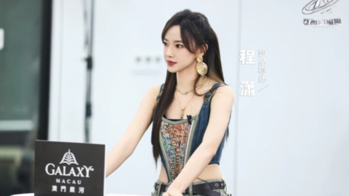 “Cảm giác mọi người đều rất bận, nhưng chẳng biết đang bận gì?” Cô Trình Tiêu ơi, nếu cô nói được th