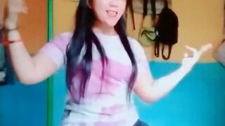 Tiktok goyang hot