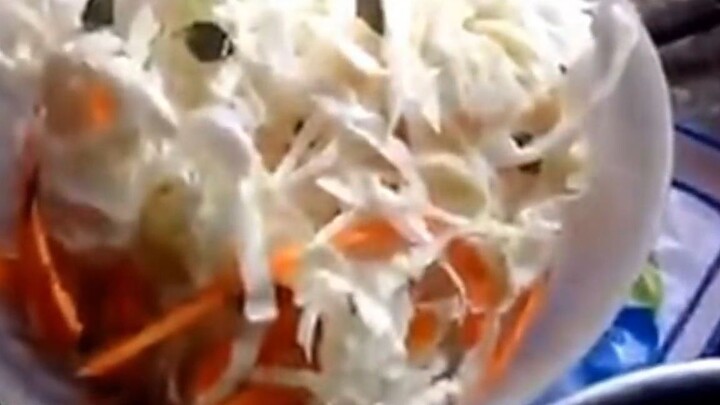 Hướng dẫn làm món cải bắp muối xổi ngon tuyệt!