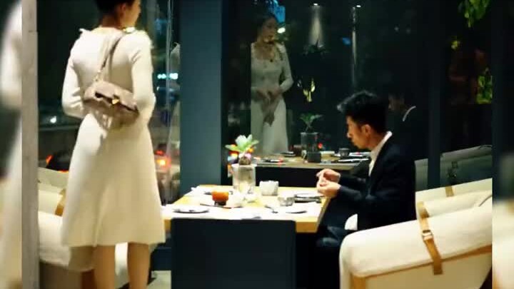 Những cú đảo ngược đầy bất ngờ trên hành trình hôn nhân, chắc chắn bạn sẽ phải bật cười