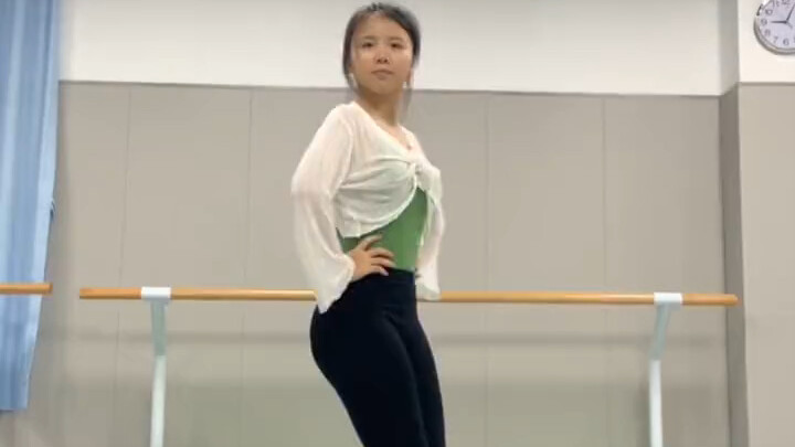 一个人努力的样子是会发光的