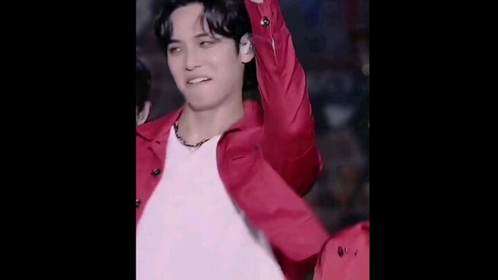 คิมมินกยู: ทนไม่ได้เลยเวลาเห็นเพื่อนร่วมทีมฮือฮาเล็กน้อย