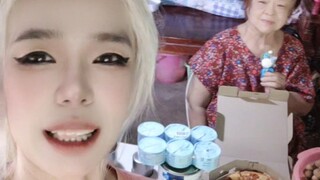 ให้ดอกมะลิวันแม่