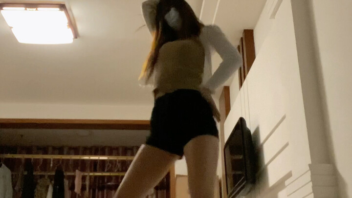 Tarian jazz ulang Rose biru