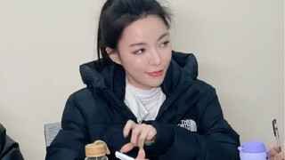 对于这种默认的图书馆“潜规则”你持什么态度？