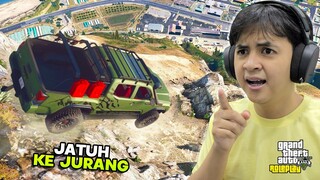 Tragedi Mobil Offroad Jatuh Dari Atas Gunung - GTA 5 Roleplay