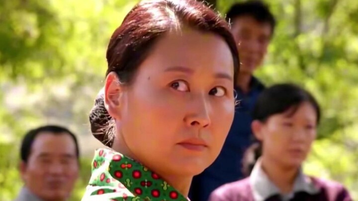 The village drew lots to divide the land, and the village director secretly made a small move in ord