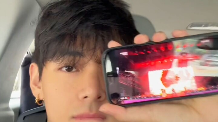 #CreativeUploadChallengePhase5. #KimTaehyung