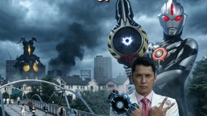 Berubah menjadi Black Orb di alam semesta tanpa Aoi atau menjadi Zoffy untuk melintasi alam semesta 