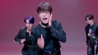 Kim Seungmin, apakah kamu sungguh tidak kesakitan?