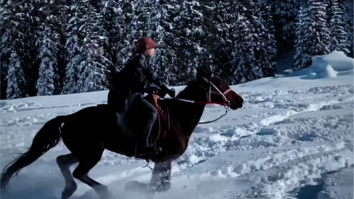 Ride freely through the snowy woods—women truly hold up half the sky!