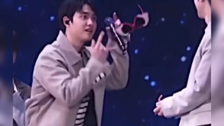 【EXO】Sao tôi không biết mình còn có thể hài hước đến thế nhỉ