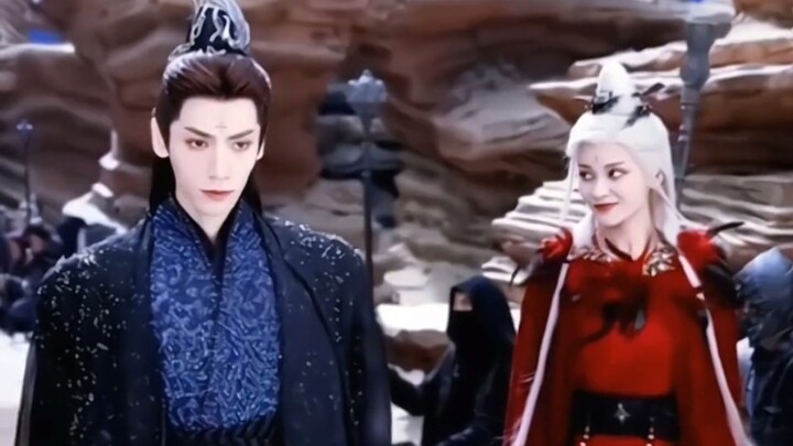 The Demon God and His Poisonous Guardian ~ It turns out that Si Ying's magic weapon was given to her
