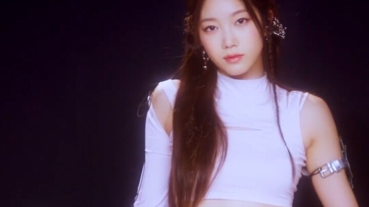 LE SSERAFIM's English New Song "Perfect Night" Teaser Released