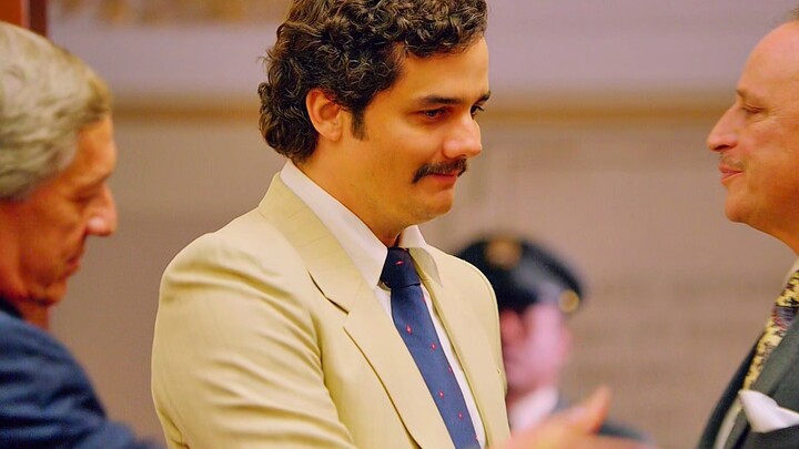 Alurnya sangat luas dan diangkat dari kisah nyata, sehingga terasa begitu kejam.