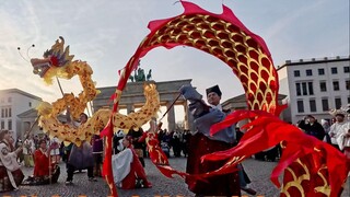 Chinese New Year flashes in Berlin | Cultural ice-breaking record of Hanfu compatriots under Branden