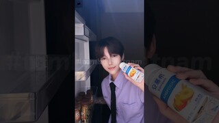 Cùng Là Một Người Nhưng Mà…. || Tam Tam - 三三同学