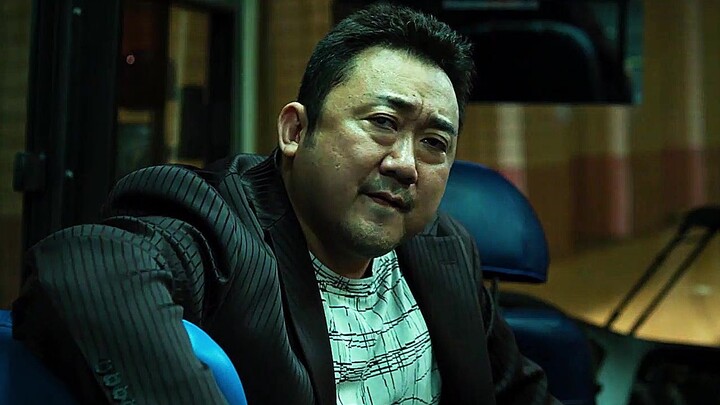 "Jika kau merasa ingin mati karena dipukuli, bunyikan saja belnya dan aku akan membiarkanmu turun."
