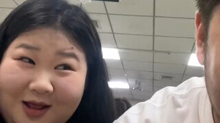 หลิวติงติง เธออยู่ไหน คุณครูบอกว่าเธอเป็นหวัด ใช่มั้ย