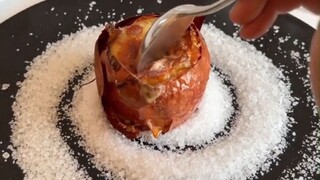 Let's take a look at how Michelin-starred cuisine is made