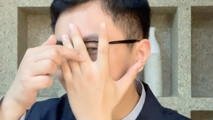 《大学生期末考之“贼眉鼠眼”》