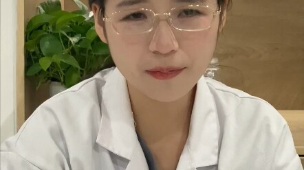 Dokter: Aku bisa merasakan pembuluh darah vena kamu!