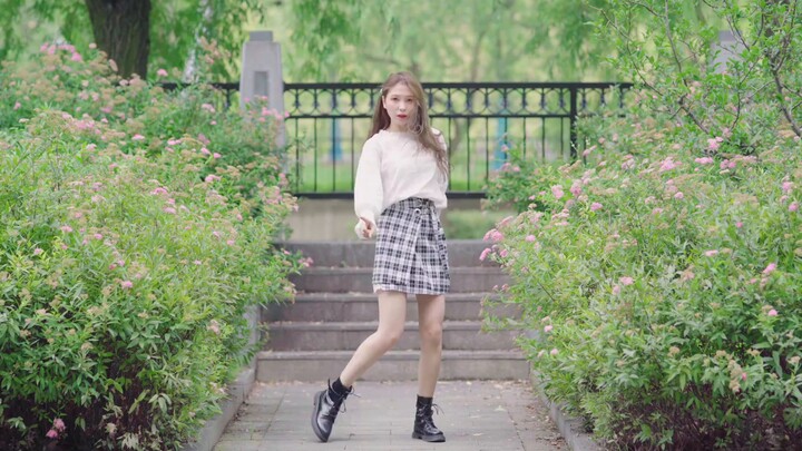 IZ*ONE-Fiesta Meskipun sulit dilakukan, saya sangat menyukai tarian ini!