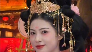 توقف عن العمل، هيا إلى شيان لتصبحي إمبراطورة!