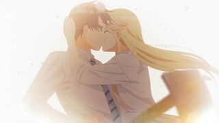 MEREKA BERCIUMAN DI BAWAH CAHAYA SENJA 🫣😳