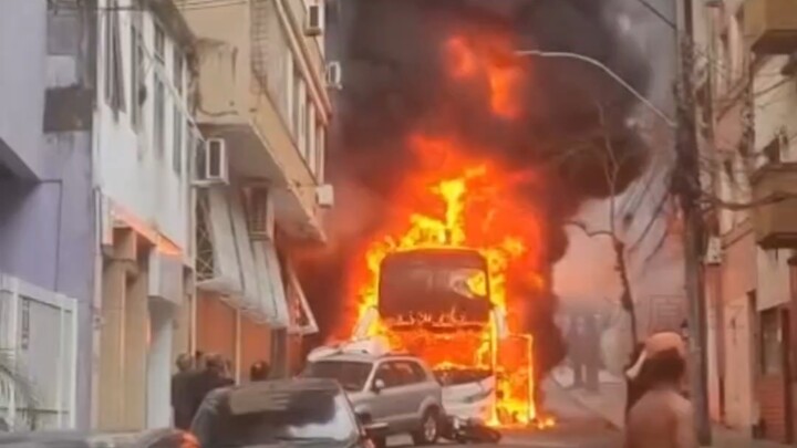 Tuyển tập trừu tượng trên Internet #1: Hãy để những người vô gia cư tiếp tục lang thang