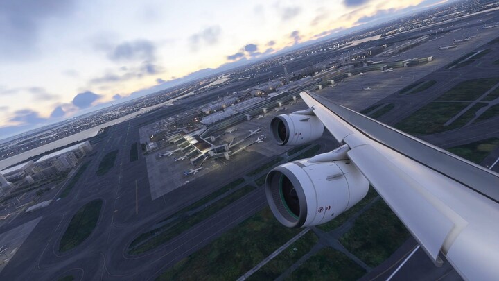 Etihad Airways Airbus A380 Full Power Takeoff at Tokyo International Airport