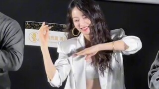 جدتي، أخيرًا رقص معبودك على تيك توك!