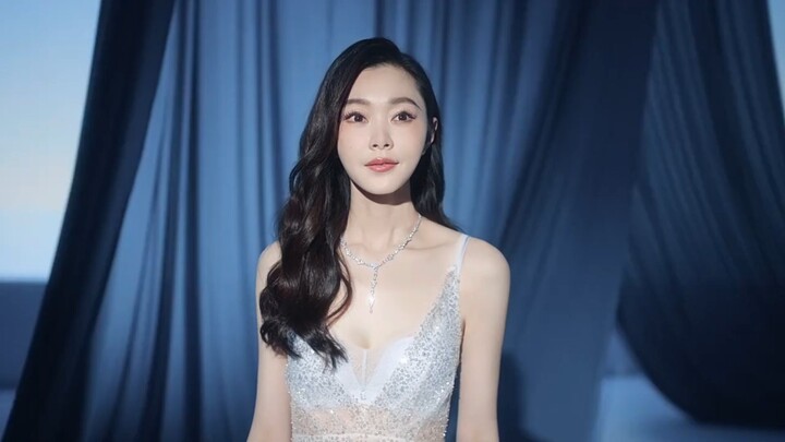 ซ่งอี้ โฆษณาชุดชั้นใน