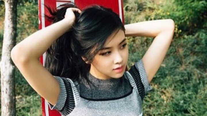 Cai Anh ơi, cô nổi tiếng là nhờ khí chất và tham vọng, chứ không phải mái tóc vàng đâu.             
