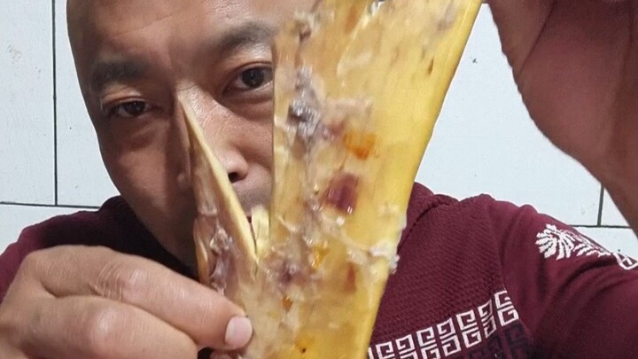 Tendon sapi ini benar-benar kenyal dan bertekstur!